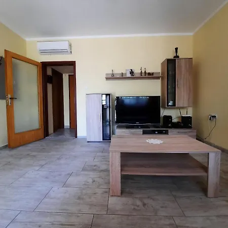 Lena Apartment *
